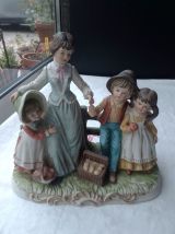 Groupe statuettes femme enfants Capodimonte