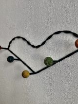 Portemanteau vintage 1960 coeur 5 patères boules bois - 60 c
