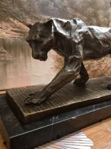 Oeuvre : Statue en bronze Bugatti