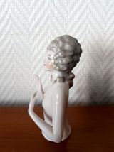 Demi figurine Marie-Antoinette porcelaine allemande 