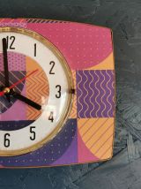 Horloge vintage pendule murale silencieuse "Violet orange"