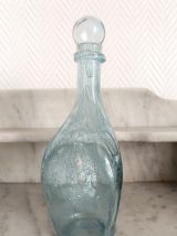 Deux carafes en verre bullé style Biot 