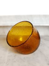 Bol ou verre penché ambré signé Biot 