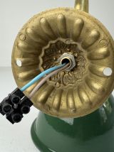 ANCIENNE APPLIQUE D’ATELIER EN LAITON ET TÔLE EMAILLEE 