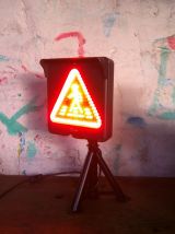 Feu signalisation piéton sur pied 