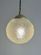 PAIRE D’ANCIENNES SUSPENSIONS RONDES EN VERRE VINTAGE 