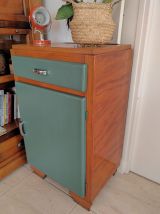 Petit meuble de rangement vintage relooké 