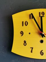 Horloge formica vintage pendule murale silencieuse "Jaune"