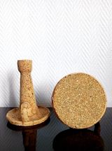 Paire de bougeoirs liège et terre-cuite. 