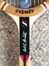 Ancienne raquette de tennis en bois Sydney (Robert Haillet) 