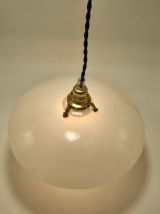 Suspension en opaline