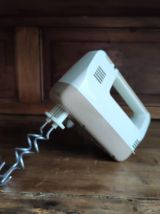 Batteur Major electronic Moulinex (modèle 680)