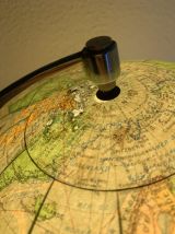 Globe vintage 1960 terrestre verre Perrina laqué vert mappem