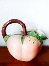 Pichet pêche en barbotine vintage 1960 