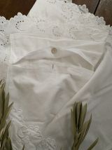 Taie d oreiller coton blanc broderies et monogramme.