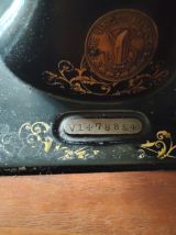 Machine à coudre singer