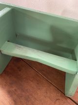 Grand repose-pieds vintage en bois vert menthe.