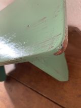 Grand repose-pieds vintage en bois vert menthe.