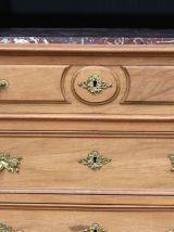 Magnifique commode en noyer L. GENIN (Marseille). Vers 1900.