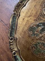 Plateau rond florentin en bois .