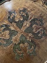 Plateau rond florentin en bois .