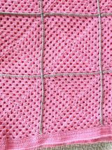 Couvre lit en laine crochetée (fait main) 240 x 180 cm