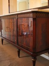 Buffet classique style Louis XVI 