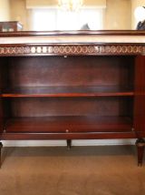 Buffet classique style Louis XVI 