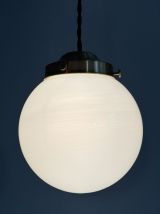 PAIRE D’ANCIENNES SUSPENSIONS EN OPALINE VINTAGE 13 CM