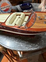 Maquette Riva Aquarama acajou métal et cuir