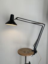 Lampe vintage 1960 d'architecte Luxo L1 noire design mid-cen