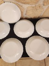 Lot 6 assiettes creuses Arcopal fleuries – Vintage 70/80