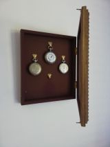 Vitrine pour 4 montres à goussets 