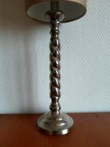 Paire de lampes colonnes torsadées métal argenté 