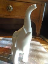 sculpture petit éléphant ivoire