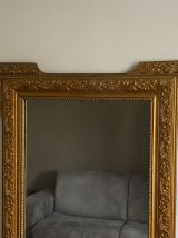 Miroir doré fin 19ème. 82x62.