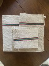 3 grands torchons des annees 60.