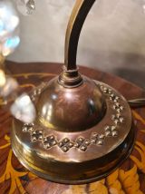 lampe ancienne 1900 a 20 laiton a pampille de  cristal ,verr