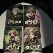 4 tome de la saga Arthur et les minimoys