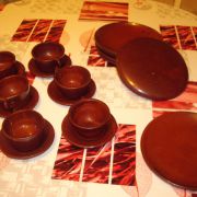 SERVICE à Café + Assiettes à Dessert