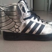 Adidas jeremy scott t39