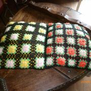 lot de 2 coussins crochets  vintage 1960