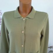 Gilet couleur amande 