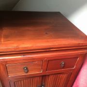 Jolie petite commode chinoise