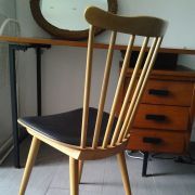 chaise vintage pieds compas