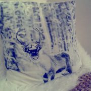 Coussin cerf blanc