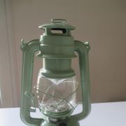 lanterne déco fonctionnant à piles fournies