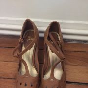 Chaussures à talons couleur Camel t. 39