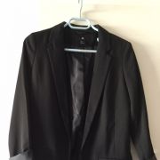 Veste noire taille 1. 