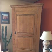 Bonnetière en chêne massif clair